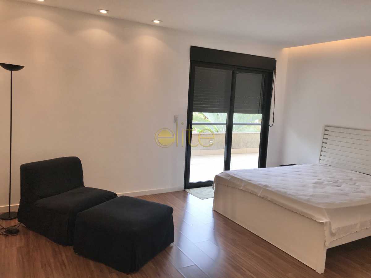 Conheça 14 do imóvel - Casa em Condomínio Quintas do Rio, Barra da Tijuca, Barra da Tijuca,Rio de Janeiro, RJ Para Venda e Aluguel, 4 Quartos, 591m² - EBCN40205 - 14 14 - Casa em Condomínio Quintas do Rio, Barra da Tijuca, Barra da Tijuca,Rio de Janeiro, RJ Para Venda e Aluguel, 4 Quartos, 591m² - EBCN40205 - 14