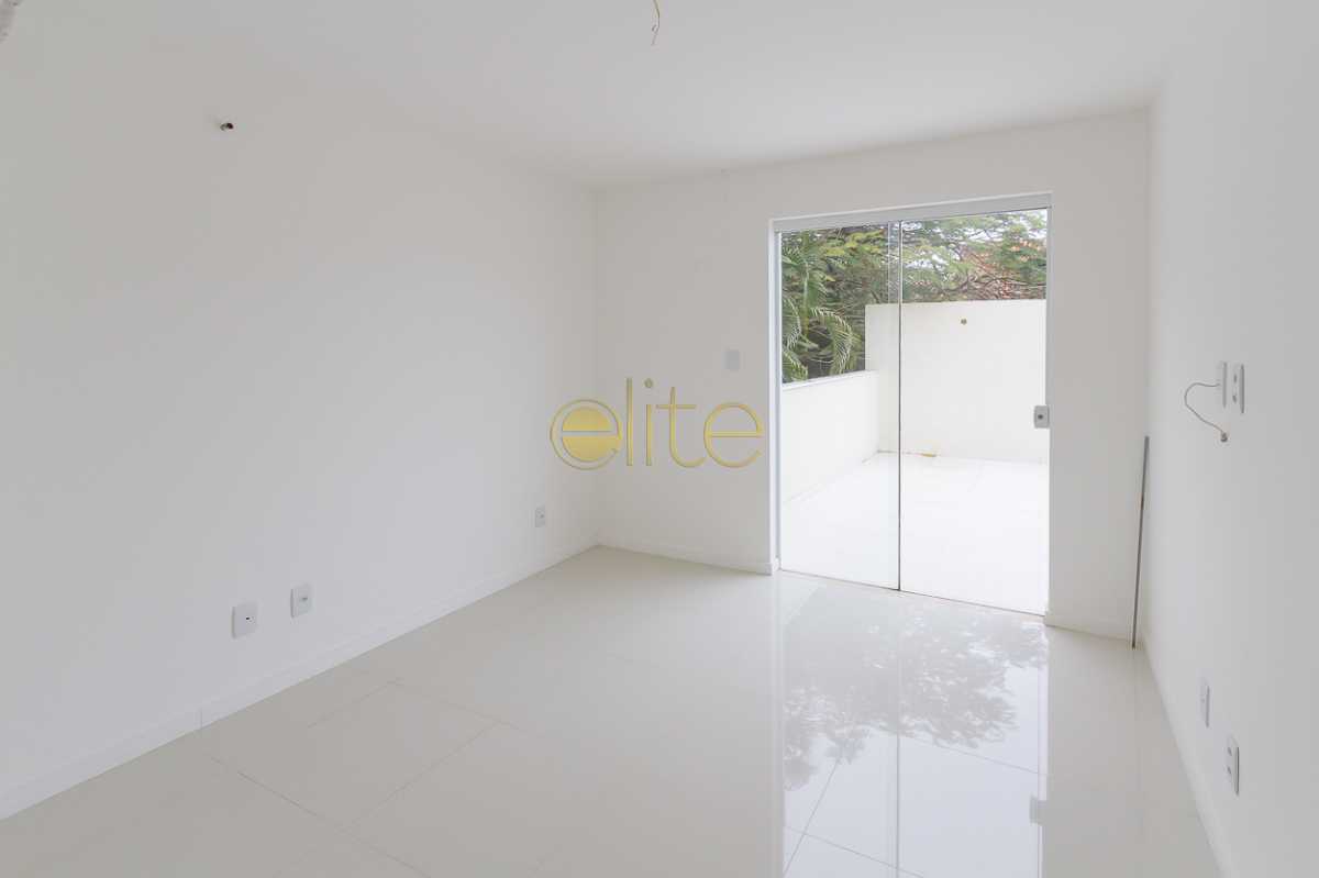 Conheça CASA A VENDA BARRA DA TIJUCA R do imóvel - Casa À Venda no Condomínio Rio Mar - Barra da Tijuca - Rio de Janeiro - RJ - CA0111 - 26 CASA A VENDA BARRA DA TIJUCA R - Casa À Venda no Condomínio Rio Mar - Barra da Tijuca - Rio de Janeiro - RJ - CA0111 - 26