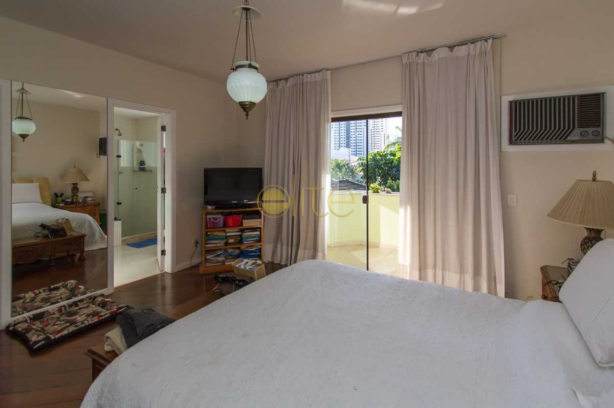 Conheça CASA A VENDA BARRA CRYSTAL LAK do imóvel - CASA A VENDA BARRA DA TIJUCA - CA0093 - 18 CASA A VENDA BARRA CRYSTAL LAK - CASA A VENDA BARRA DA TIJUCA - CA0093 - 18