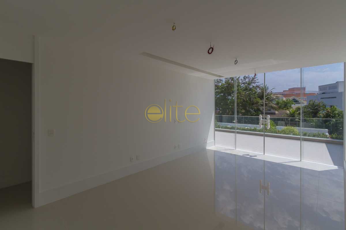 Conheça CASA A VENDA BARRA DA TIJUCA C do imóvel - Casa À Venda no Condomínio Rio Mar - Barra da Tijuca - Rio de Janeiro - RJ - EBCN50044 - 16 CASA A VENDA BARRA DA TIJUCA C - Casa À Venda no Condomínio Rio Mar - Barra da Tijuca - Rio de Janeiro - RJ - EBCN50044 - 16
