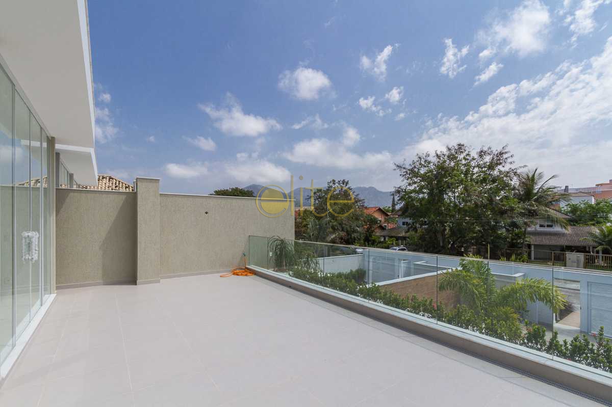 Conheça CASA A VENDA BARRA DA TIJUCA C do imóvel - Casa À Venda no Condomínio Rio Mar - Barra da Tijuca - Rio de Janeiro - RJ - EBCN50044 - 17 CASA A VENDA BARRA DA TIJUCA C - Casa À Venda no Condomínio Rio Mar - Barra da Tijuca - Rio de Janeiro - RJ - EBCN50044 - 17