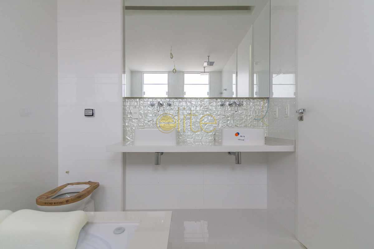 Conheça CASA A VENDA BARRA DA TIJUCA C do imóvel - Casa À Venda no Condomínio Rio Mar - Barra da Tijuca - Rio de Janeiro - RJ - EBCN50044 - 20 CASA A VENDA BARRA DA TIJUCA C - Casa À Venda no Condomínio Rio Mar - Barra da Tijuca - Rio de Janeiro - RJ - EBCN50044 - 20