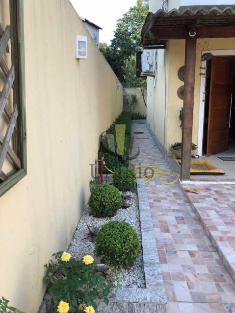 Conheça 5e00a276-ff14-483e-9510-3aee6a do imóvel - Casa em Condominio À Venda - Freguesia (Jacarepaguá) - Rio de Janeiro - RJ - FRCN40015 - 19 5e00a276-ff14-483e-9510-3aee6a - Casa em Condominio À Venda - Freguesia (Jacarepaguá) - Rio de Janeiro - RJ - FRCN40015 - 19