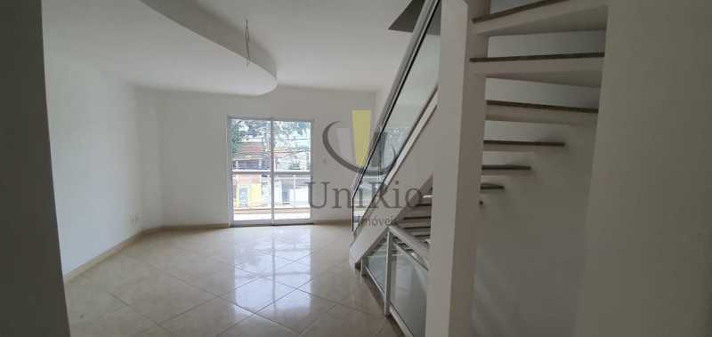 Conheça Sala escada do imóvel - Casa 3 quartos à venda Taquara, Rio de Janeiro - R$ 480.000 - FRCA30031 - 3 Sala escada - Casa 3 quartos à venda Taquara, Rio de Janeiro - R$ 480.000 - FRCA30031 - 3
