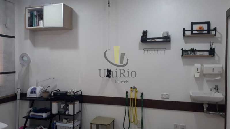 Conheça WhatsApp Image 2022-03-23 at 1 do imóvel - Sala Comercial 24m² à venda Tijuca, Rio de Janeiro - R$ 175.000 - FRSL00041 - 7 WhatsApp Image 2022-03-23 at 1 - Sala Comercial 24m² à venda Tijuca, Rio de Janeiro - R$ 175.000 - FRSL00041 - 7