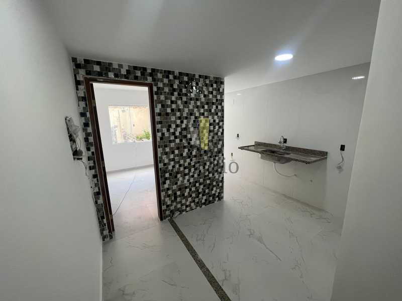 3 - Casa 3 quartos à venda Curicica, Rio de Janeiro - R$ 420.000 - FRCA30040 - 4