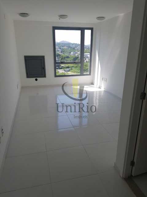 Conheça WhatsApp Image 2022-05-18 at 1 do imóvel - Sala Comercial 20m² à venda Jacarepaguá, Rio de Janeiro - R$ 139.000 - FRSL00045 - 4 WhatsApp Image 2022-05-18 at 1 - Sala Comercial 20m² à venda Jacarepaguá, Rio de Janeiro - R$ 139.000 - FRSL00045 - 4