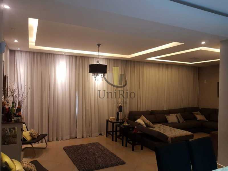Conheça 5E17BEB7-9FBC-4D12-AB5E-F43AB5 do imóvel - Casa 4 quartos à venda Pechincha, Rio de Janeiro - R$ 1.290.000 - FRCA40019 - 5 5E17BEB7-9FBC-4D12-AB5E-F43AB5 - Casa 4 quartos à venda Pechincha, Rio de Janeiro - R$ 1.290.000 - FRCA40019 - 5