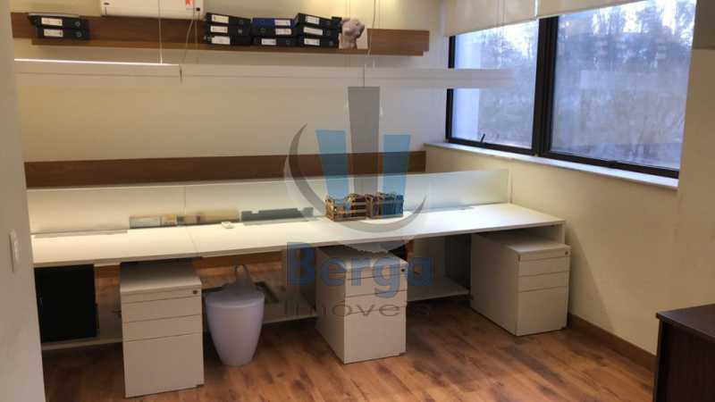 Conheça WhatsApp Image 2020-10-30 at 0 do imóvel - Sala Comercial 31m² à venda Barra da Tijuca, Rio de Janeiro - R$ 290.000 - LMSL00124 - 4 WhatsApp Image 2020-10-30 at 0 - Sala Comercial 31m² à venda Barra da Tijuca, Rio de Janeiro - R$ 290.000 - LMSL00124 - 4