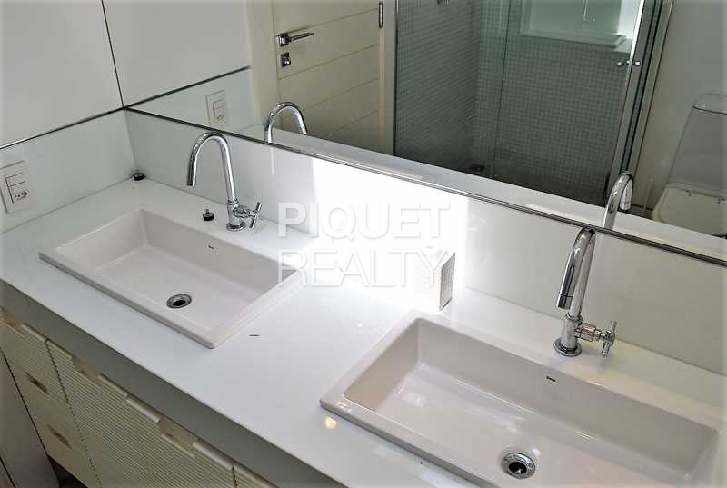 Conheça BANHEIRO do imóvel - Casa em Condomínio 4 quartos à venda Rio de Janeiro,RJ - R$ 7.798.000 - 00147CA - 21 BANHEIRO - Casa em Condomínio 4 quartos à venda Rio de Janeiro,RJ - R$ 7.798.000 - 00147CA - 21