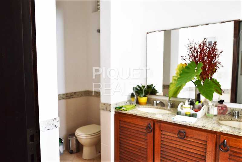 Conheça BANHEIRO do imóvel - Casa em Condomínio 4 quartos à venda Rio de Janeiro,RJ - R$ 8.990.000 - 00215CA - 15 BANHEIRO - 15
