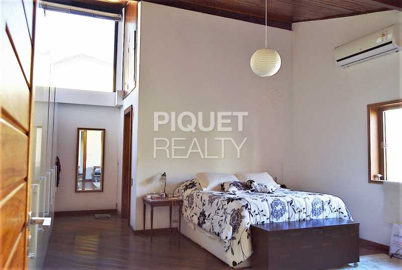 Conheça SUITE do imóvel - Casa À Venda - Rio de Janeiro - RJ - Barra da Tijuca - 00228CA - 10 SUITE - Casa À Venda - Rio de Janeiro - RJ - Barra da Tijuca - 00228CA - 10