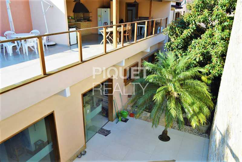 Conheça TERRAÇO do imóvel - Casa À Venda - Rio de Janeiro - RJ - Barra da Tijuca - 00228CA - 25 TERRAÇO - Casa À Venda - Rio de Janeiro - RJ - Barra da Tijuca - 00228CA - 25