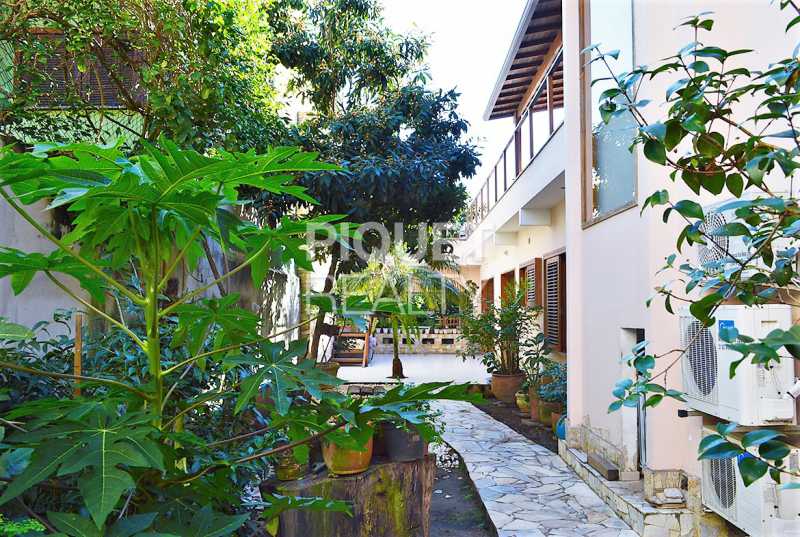 Conheça EXTERNA do imóvel - Casa À Venda - Rio de Janeiro - RJ - Barra da Tijuca - 00228CA - 29 EXTERNA - Casa À Venda - Rio de Janeiro - RJ - Barra da Tijuca - 00228CA - 29