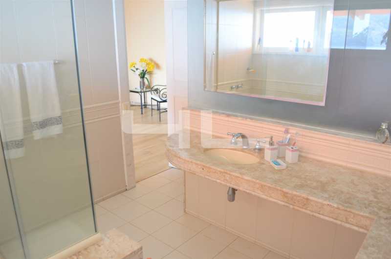 Conheça BANHO MASTER do imóvel - Casa em Condomínio 6 quartos à venda Portogalo - Angra dos Reis,RJ - R$ 12.900.000 - 00305CA - 18 BANHO MASTER - Casa em Condomínio 6 quartos à venda Portogalo - Angra dos Reis,RJ - R$ 12.900.000 - 00305CA - 18