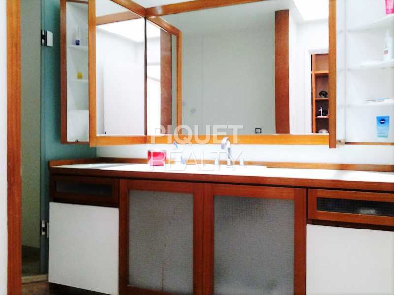 Conheça BANHEIRO SUITE do imóvel - Casa em Condomínio 7 quartos para venda e aluguel Rio de Janeiro,RJ - R$ 4.690.000 - 00037CA - 25 BANHEIRO SUITE - Casa em Condomínio 7 quartos para venda e aluguel Rio de Janeiro,RJ - R$ 4.690.000 - 00037CA - 25