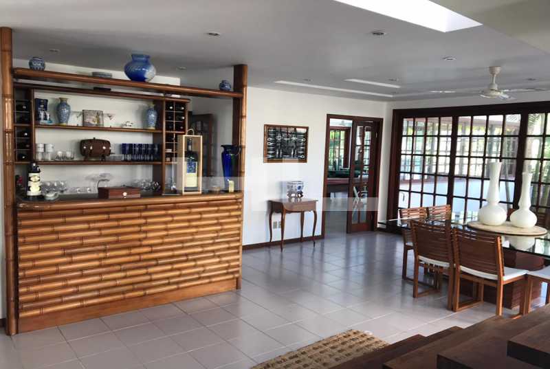 Conheça SALA do imóvel - Casa À Venda no Condomínio Porto Frade - Angra dos Reis - RJ - Frade (Cunhambebe) - 00565CA - 11 SALA - Casa À Venda no Condomínio Porto Frade - Angra dos Reis - RJ - Frade (Cunhambebe) - 00565CA - 11