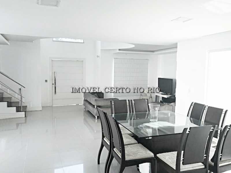 Conheça 04 do imóvel - Casa à venda Avenida Mathias Sandri,Itacoatiara, Niterói - R$ 2.850.000 - ICCA50003 - 5 04 - Casa à venda Avenida Mathias Sandri,Itacoatiara, Niterói - R$ 2.850.000 - ICCA50003 - 5