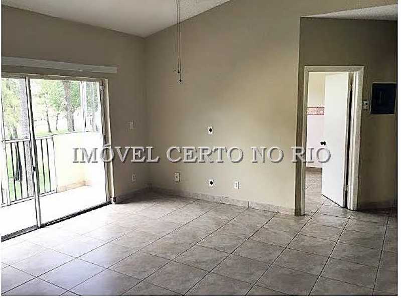 Conheça 04 do imóvel - Apartamento 1ª Avenida 3400 NW 10 Ave,POMPANO BEACH FLORIDA,Internacional,IN À Venda,3 Quartos,90m² - ICAP30010 - 5 04 - Apartamento 1ª Avenida 3400 NW 10 Ave,POMPANO BEACH FLORIDA,Internacional,IN À Venda,3 Quartos,90m² - ICAP30010 - 5