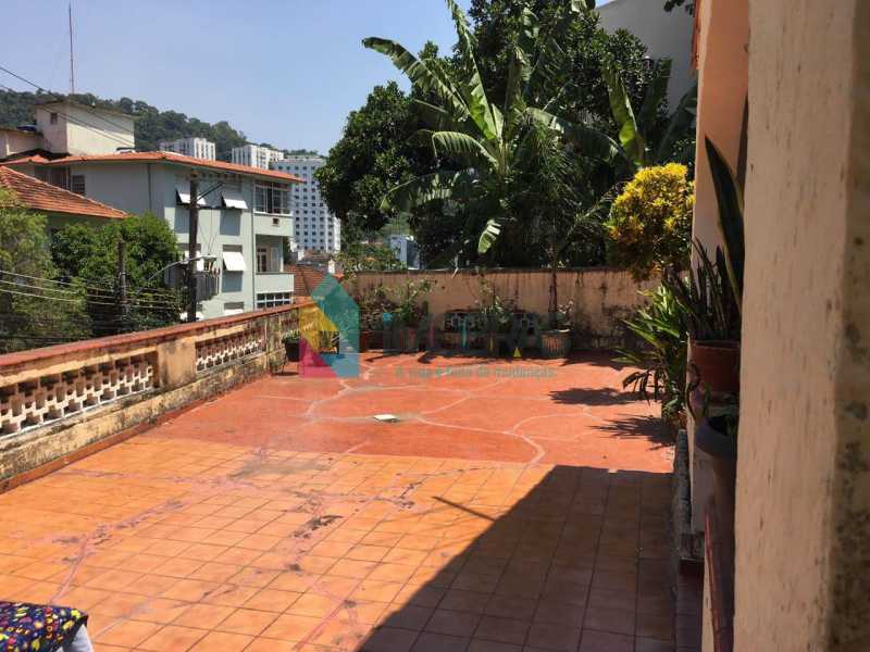 Conheça ÁREA EXTERNA FRONTAL do imóvel - CASA EM LARANJEIRAS EM RUA ARBORIZADA COM VAGA DE GARAGEM, SILENCIOSA !! - BOCA30012 - 3 ÁREA EXTERNA FRONTAL - CASA EM LARANJEIRAS EM RUA ARBORIZADA COM VAGA DE GARAGEM, SILENCIOSA !! - BOCA30012 - 3