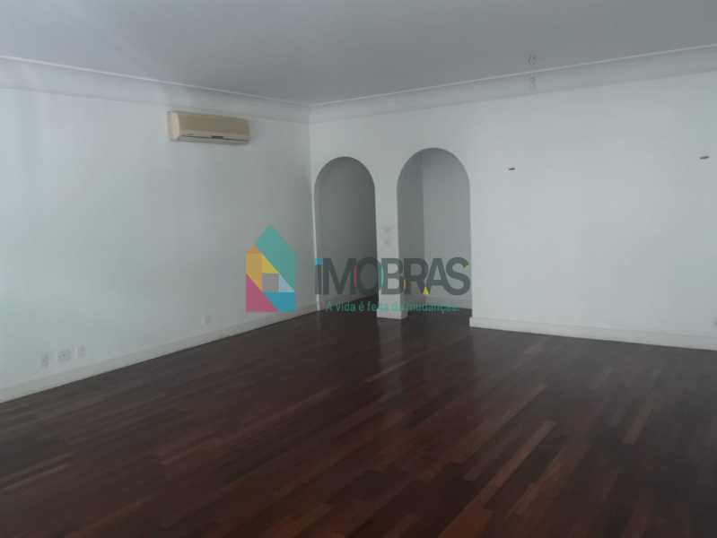 Conheça WhatsApp Image 2019-03-21 at 1 do imóvel - APARTAMENTO EM COPACABANA COM VAGA DE GARAGEM NA QUADRA DA PRAIA!! - CPAP40189 - 3 WhatsApp Image 2019-03-21 at 1 - APARTAMENTO EM COPACABANA COM VAGA DE GARAGEM NA QUADRA DA PRAIA!! - CPAP40189 - 3