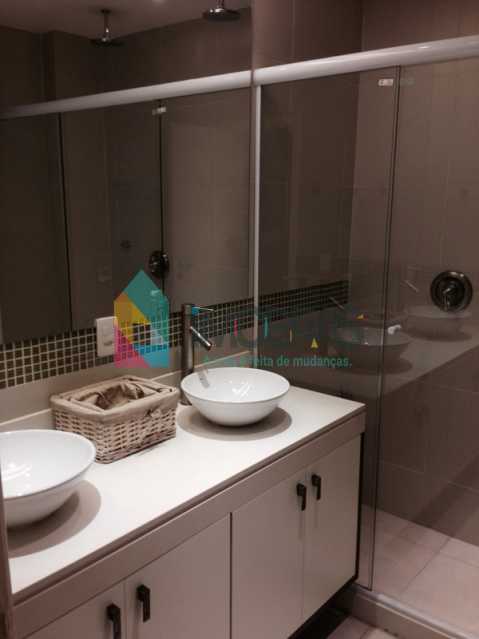 Conheça banheiro suite frente duplo ch do imóvel - APARTAMENTO EM COPACABANA COM VISTA MAR, QUADRA DA PRAIA DE 3 QUARTOS!! - CPAP31211 - 26 banheiro suite frente duplo ch - APARTAMENTO EM COPACABANA COM VISTA MAR, QUADRA DA PRAIA DE 3 QUARTOS!! - CPAP31211 - 26