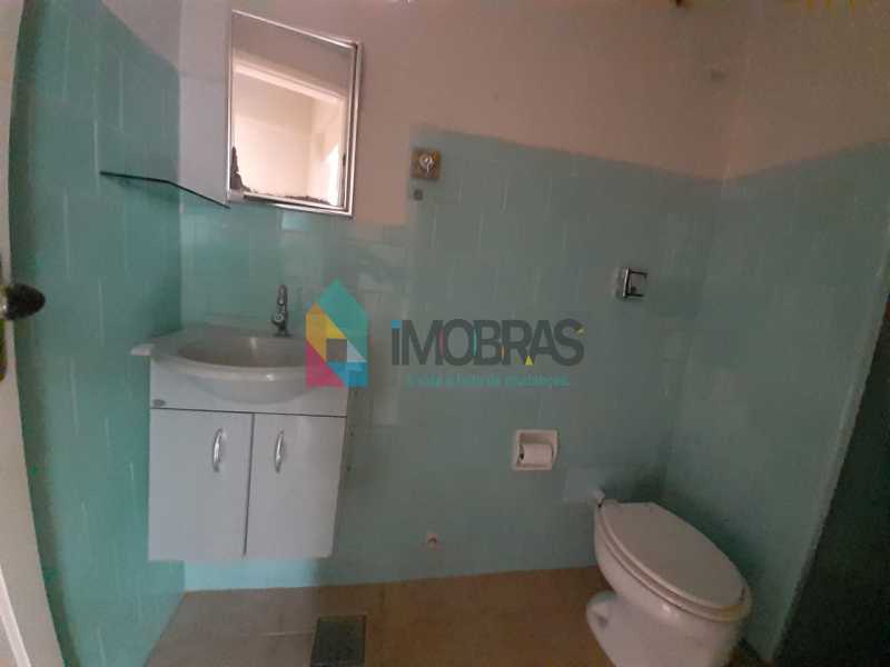Conheça BANHEIRO do imóvel - APARTAMENTO 02 QUARTOS, AREJADO, SEGURANÇA 24 HORAS, REFORMADO. PREÇO DE OPORTUNIDADE!!! - CPAP21029 - 14 BANHEIRO - APARTAMENTO 02 QUARTOS, AREJADO, SEGURANÇA 24 HORAS, REFORMADO. PREÇO DE OPORTUNIDADE!!! - CPAP21029 - 14