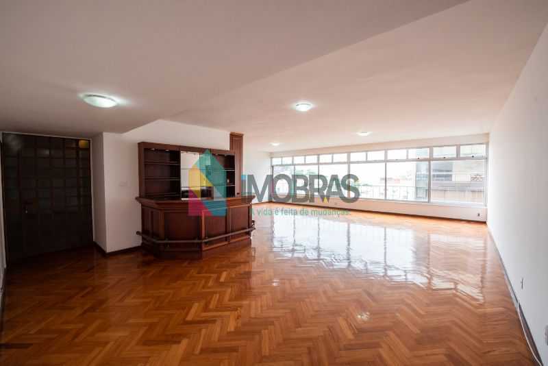 Conheça 154 2 do imóvel - PRAIA DO ARPOADOR!!! 4 QUARTOS (2 SUÍTES) COM ARMÁRIOS!!! 2 VAGAS DE GARAGEM!!!. - CPAP40364 - 1 154 2 - PRAIA DO ARPOADOR!!! 4 QUARTOS (2 SUÍTES) COM ARMÁRIOS!!! 2 VAGAS DE GARAGEM!!!. - CPAP40364 - 1