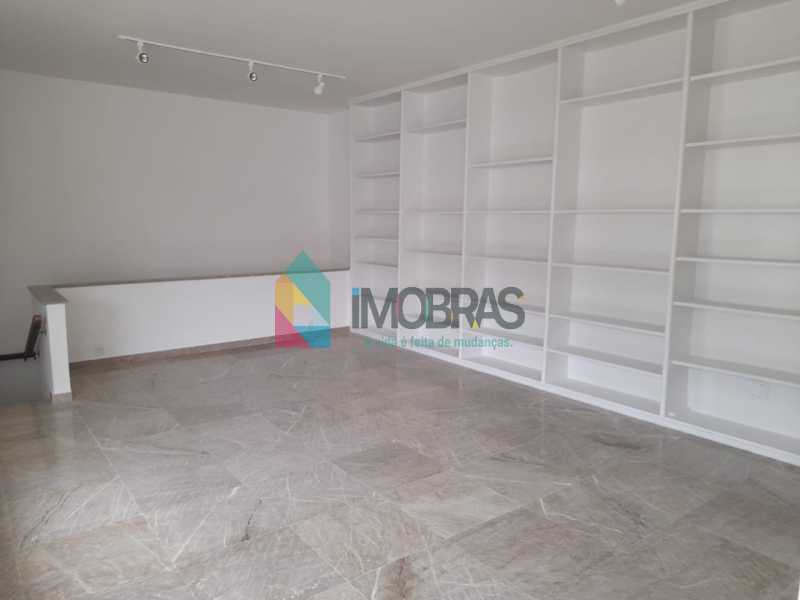 Conheça 6 do imóvel - COPACABANA!!! COBERTURA DUPLEX EM RUA TRANQUILA!!! COM 5 QUARTOS E VAGA DE GARAGEM!!! - CPCO50020 - 9 6 - COPACABANA!!! COBERTURA DUPLEX EM RUA TRANQUILA!!! COM 5 QUARTOS E VAGA DE GARAGEM!!! - CPCO50020 - 9