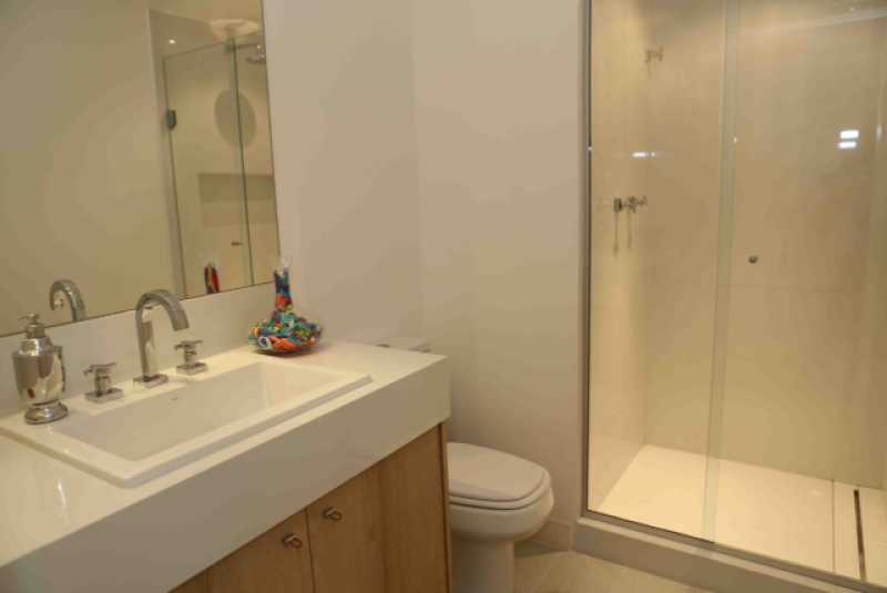 Conheça 20 - Banheiro da Suite 4 do imóvel - Apartamento PARA VENDA E ALUGUEL, Copacabana, Rio de Janeiro, RJ - AP669 - 21 20 - Banheiro da Suite 4 - Apartamento PARA VENDA E ALUGUEL, Copacabana, Rio de Janeiro, RJ - AP669 - 21