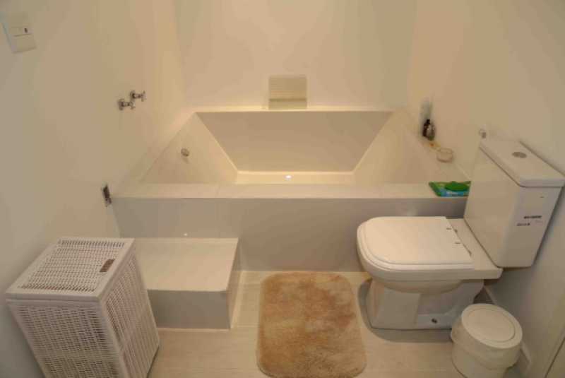 Conheça 18 - Banheiro da suite 3 do imóvel - Apartamento PARA VENDA E ALUGUEL, Copacabana, Rio de Janeiro, RJ - AP669 - 19 18 - Banheiro da suite 3 - Apartamento PARA VENDA E ALUGUEL, Copacabana, Rio de Janeiro, RJ - AP669 - 19