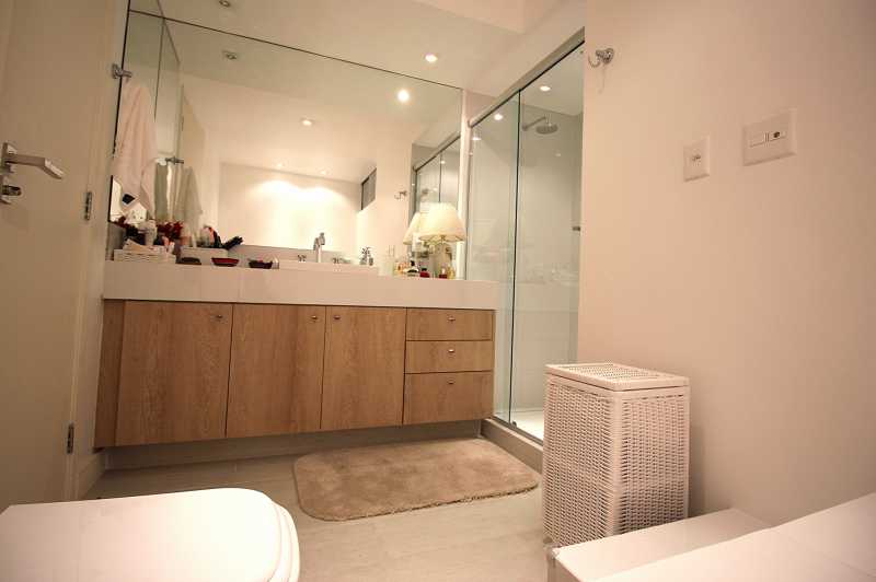 Conheça 21- Banheiro da Suite 4 do imóvel - Apartamento PARA VENDA E ALUGUEL, Copacabana, Rio de Janeiro, RJ - AP669 - 22 21- Banheiro da Suite 4 - Apartamento PARA VENDA E ALUGUEL, Copacabana, Rio de Janeiro, RJ - AP669 - 22