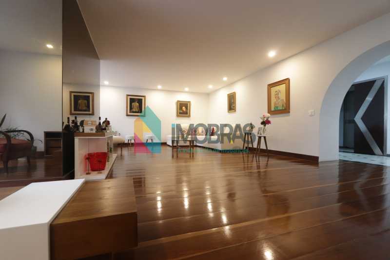 Conheça IMG_1786 do imóvel - APARTAMENTO EM COPACABANA PRÓXIMO AO METRO DE 4 QUARTOS, 2 SUÍTES COM 2 VAGAS DE GARAGEM!! - AP4565 - 7 IMG_1786 - APARTAMENTO EM COPACABANA PRÓXIMO AO METRO DE 4 QUARTOS, 2 SUÍTES COM 2 VAGAS DE GARAGEM!! - AP4565 - 7