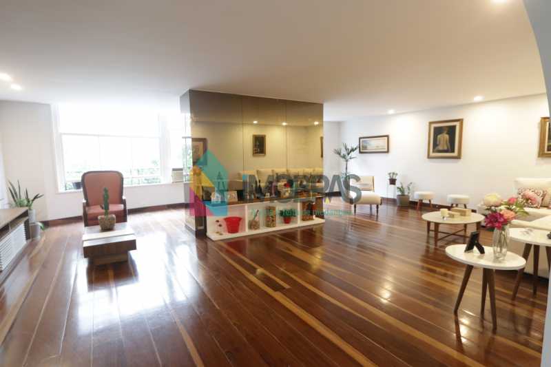 Conheça IMG_1795 do imóvel - APARTAMENTO EM COPACABANA PRÓXIMO AO METRO DE 4 QUARTOS, 2 SUÍTES COM 2 VAGAS DE GARAGEM!! - AP4565 - 14 IMG_1795 - APARTAMENTO EM COPACABANA PRÓXIMO AO METRO DE 4 QUARTOS, 2 SUÍTES COM 2 VAGAS DE GARAGEM!! - AP4565 - 14