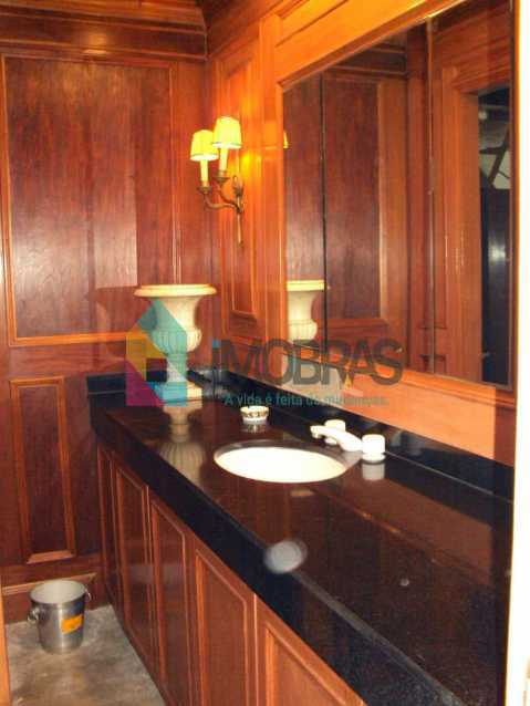 Conheça main bedroom bathroom closet 1 do imóvel - APARTAMENTO COM VISTA MAR OPORTUNIDADE COPACABANA!!!! - AP1237 - 23 main bedroom bathroom closet 1 - APARTAMENTO COM VISTA MAR OPORTUNIDADE COPACABANA!!!! - AP1237 - 23
