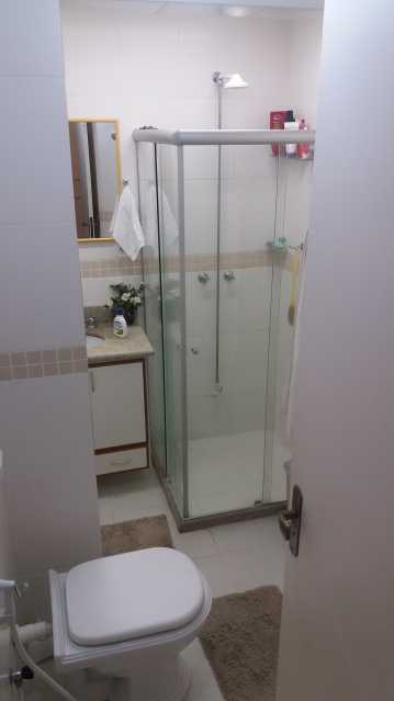 Conheça 7-Banheiro_suite 2 do imóvel - APARTAMENTO EM COPACABANA VISTA MAR NA QUADRÍSSIMA DA PRAIA REFORMADO COM VAGA DE GARAGEM!! - CPAP30185 - 30 7-Banheiro_suite 2 - APARTAMENTO EM COPACABANA VISTA MAR NA QUADRÍSSIMA DA PRAIA REFORMADO COM VAGA DE GARAGEM!! - CPAP30185 - 30