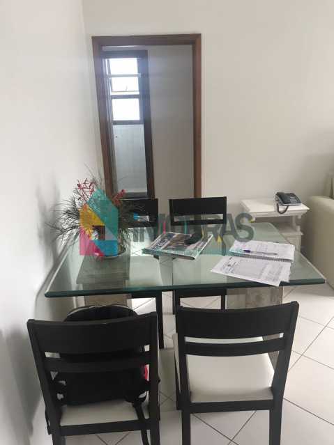 Conheça WhatsApp Image 2017-06-21 at 1 do imóvel - APARTAMENTO EM COPACABANA COM VAGA DE GARAGEM, 2 SUÍTES VISTA VERDE!! - CPFL20003 - 5 WhatsApp Image 2017-06-21 at 1 - APARTAMENTO EM COPACABANA COM VAGA DE GARAGEM, 2 SUÍTES VISTA VERDE!! - CPFL20003 - 5