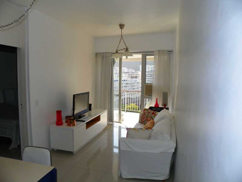 Conheça 100_1941_Reduzido_6 do imóvel - FLAT COLADO AO METRÔ DE BOTAFOGO !!! INFRA E VAGA. EXCELENTE INVESTIMENTO !!!! - BOFL10005 - 7 100_1941_Reduzido_6 - FLAT COLADO AO METRÔ DE BOTAFOGO !!! INFRA E VAGA. EXCELENTE INVESTIMENTO !!!! - BOFL10005 - 7
