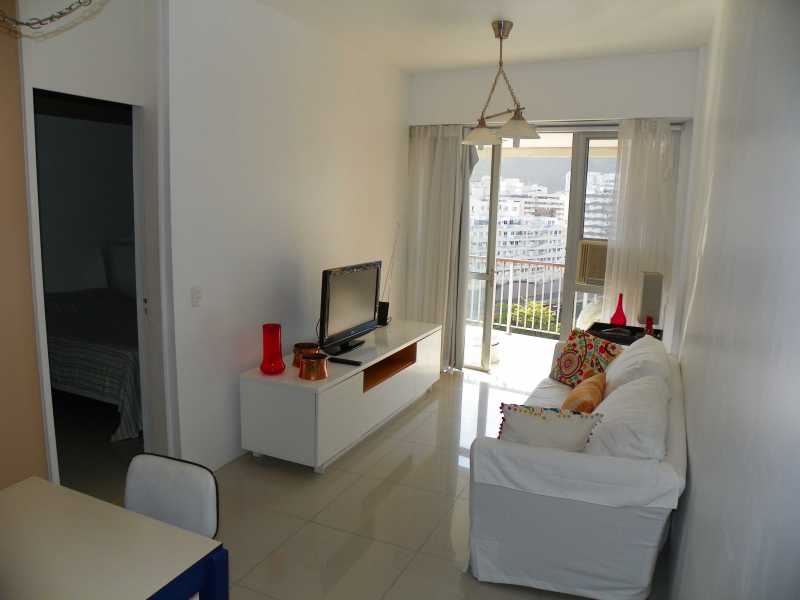Conheça 100_1942_Reduzido_7 do imóvel - FLAT COLADO AO METRÔ DE BOTAFOGO !!! INFRA E VAGA. EXCELENTE INVESTIMENTO !!!! - BOFL10005 - 8 100_1942_Reduzido_7 - FLAT COLADO AO METRÔ DE BOTAFOGO !!! INFRA E VAGA. EXCELENTE INVESTIMENTO !!!! - BOFL10005 - 8