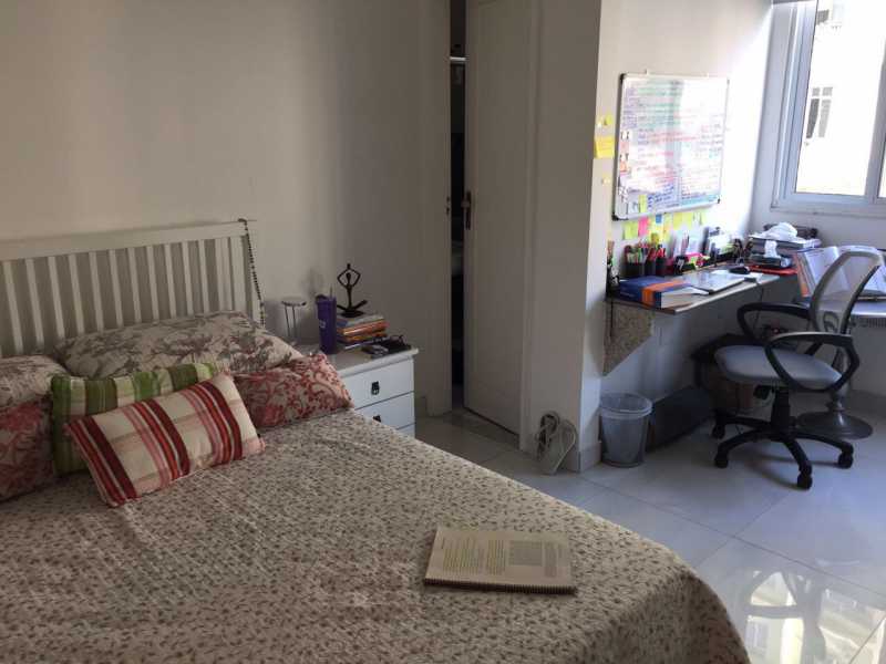 Conheça WhatsApp Image 2018-02-18 at 1 do imóvel - EXCELENTE SALA QUARTO TOTALMENTE REFORMADO NO POSTO 2!!! - CPAP10313 - 12 WhatsApp Image 2018-02-18 at 1 - EXCELENTE SALA QUARTO TOTALMENTE REFORMADO NO POSTO 2!!! - CPAP10313 - 12
