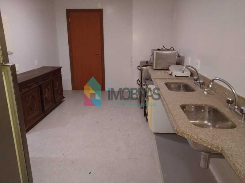 Conheça IMG_20190812_174201426 do imóvel - COBERTURA REFORMADA EM COPACABANA DUPLEX COM 6 QUARTOS, 2 SUÍTES. CHURRASQUEIRA NO TERRAÇO!! - COD2433 - 27 IMG_20190812_174201426 - COBERTURA REFORMADA EM COPACABANA DUPLEX COM 6 QUARTOS, 2 SUÍTES. CHURRASQUEIRA NO TERRAÇO!! - COD2433 - 27