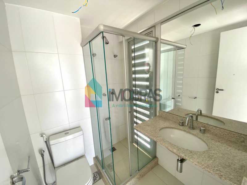 Conheça 32 do imóvel - COBERTURA DUPLEX COM PISCINA E CHURRASQUEIRA , 4 VAGAS DE GARAGEM , 300 METROS. - CPCO40046 - 28 32 - COBERTURA DUPLEX COM PISCINA E CHURRASQUEIRA , 4 VAGAS DE GARAGEM , 300 METROS. - CPCO40046 - 28