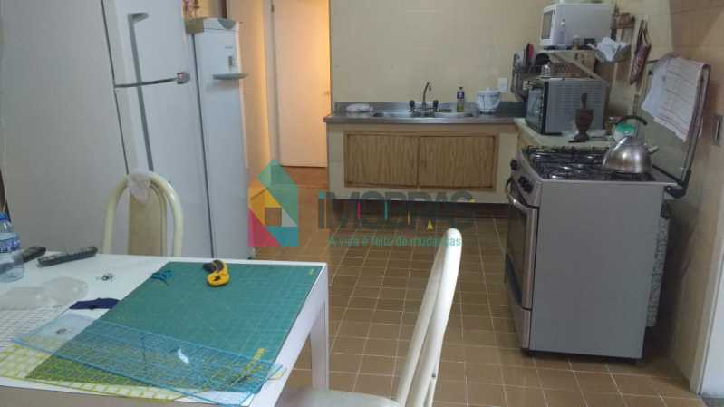 Conheça cozinha do imóvel - APARTAMENTO NO COSME VELHO COM 2 VAGAS DE GARAGEM!! - FLAP30032 - 14 cozinha - APARTAMENTO NO COSME VELHO COM 2 VAGAS DE GARAGEM!! - FLAP30032 - 14