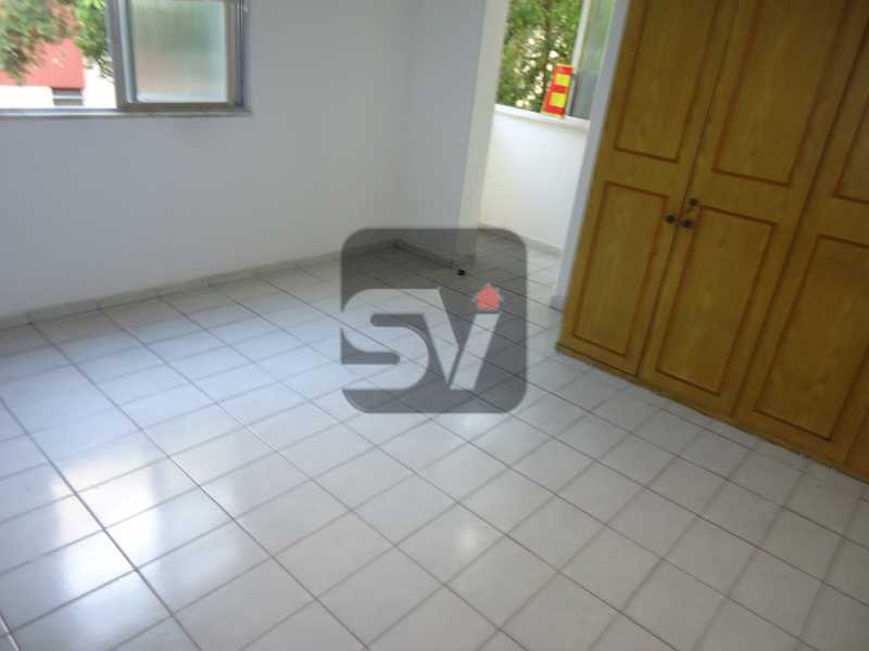 Conheça Sala/Quarto do imóvel - Kitnet. Laranjeiras. Varanda. - SVKI00026 - 11 Sala/Quarto - Kitnet. Laranjeiras. Varanda. - SVKI00026 - 11
