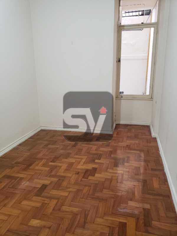 Conheça Quarto 2 do imóvel - Catete. 3 Quartos (sendo 1 escritório). Varanda no quarto. - SVAP30061 - 10 Quarto 2 - Catete. 3 Quartos (sendo 1 escritório). Varanda no quarto. - SVAP30061 - 10
