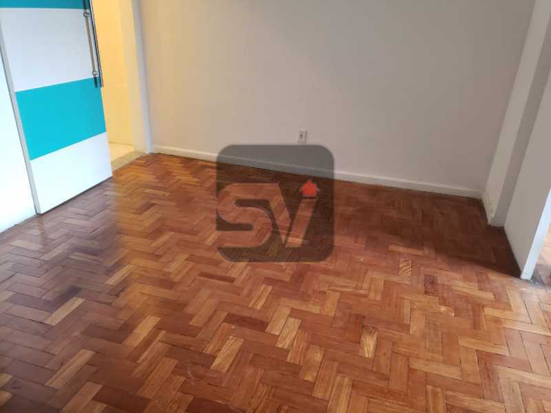 Conheça Sala do imóvel - Flamengo. Conjugadão dividido. 40m². Varanda. Iluminado e arejado. - SVKI10008 - 7 Sala - Flamengo. Conjugadão dividido. 40m². Varanda. Iluminado e arejado. - SVKI10008 - 7