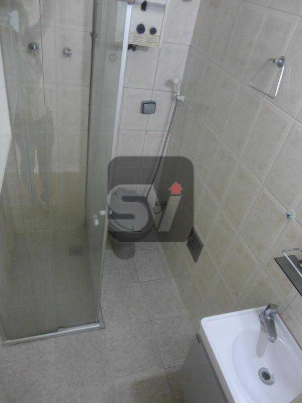 Conheça Banheiro social do imóvel - Quarto e sala. Andar alto. Varanda. Catete. - VIAP10047 - 7 Banheiro social - Quarto e sala. Andar alto. Varanda. Catete. - VIAP10047 - 7