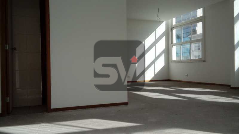 Conheça SALA do imóvel - Centro. Sala comercial. Ponto nobre. Próximo a vasto comercio, metrô, ônibus e Fórum. Sem conta de água e IPTU. Prédio com portaria 24 horas e segurança, circuito interno de vigilância por câmeras, três elevadores sociais e elevadores com cabineiro. - VISL00012 - 9 SALA - Centro. Sala comercial. Ponto nobre. Próximo a vasto comercio, metrô, ônibus e Fórum. Sem conta de água e IPTU. Prédio com portaria 24 horas e segurança, circuito interno de vigilância por câmeras, três elevadores sociais e elevadores com cabineiro. - VISL00012 - 9