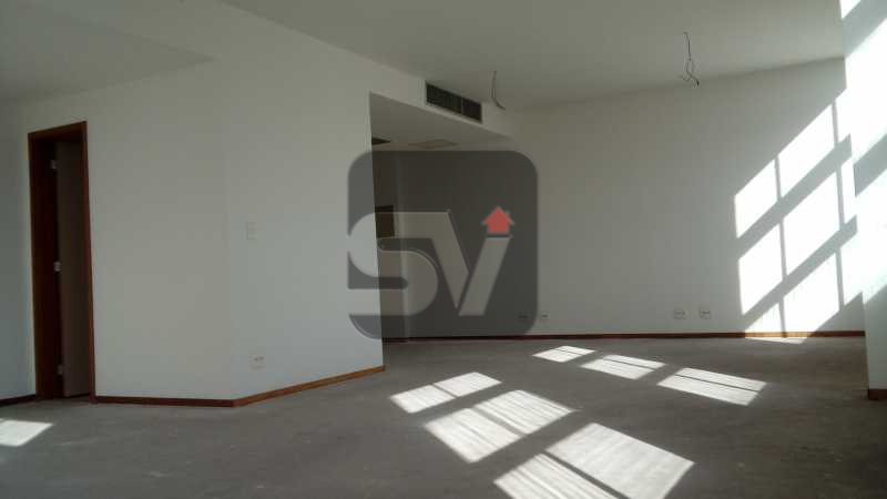 Conheça SALA do imóvel - Centro. Sala comercial. Ponto nobre. Próximo a vasto comercio, metrô, ônibus e Fórum. Sem conta de água e IPTU. Prédio com portaria 24 horas e segurança, circuito interno de vigilância por câmeras, três elevadores sociais e elevadores com cabineiro. - VISL00012 - 8 SALA - Centro. Sala comercial. Ponto nobre. Próximo a vasto comercio, metrô, ônibus e Fórum. Sem conta de água e IPTU. Prédio com portaria 24 horas e segurança, circuito interno de vigilância por câmeras, três elevadores sociais e elevadores com cabineiro. - VISL00012 - 8