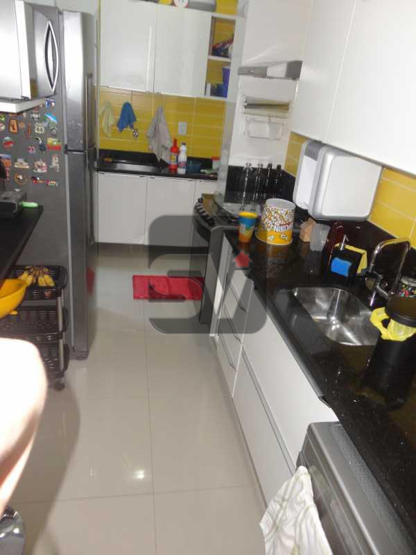 Conheça Cozinha do imóvel - Não perca esse imóvel impecável, 2 suítes, Glória. - VIAP20265 - 13 Cozinha - Não perca esse imóvel impecável, 2 suítes, Glória. - VIAP20265 - 13